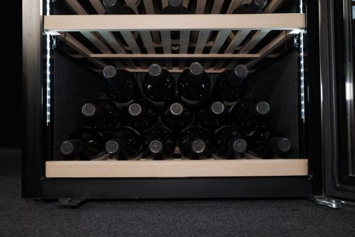 per 33 bottiglie Cantinetta per vino a doppia zona colore: nero sistema anti-vibrazione e igrometria regolata con illuminazione interna a LED La Sommelière 