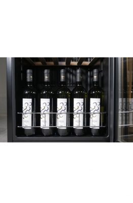 Geräumiger Weinkühlschrank für 70 Flaschen freistehend